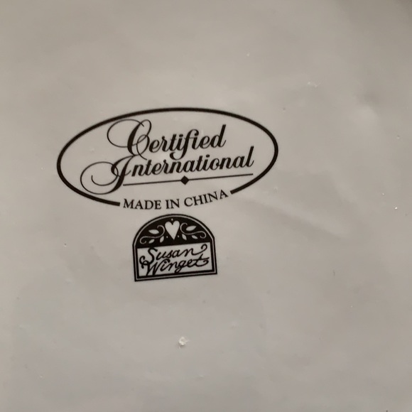 Holiday Plate By Certified International, Design By Susan Winget - Picture 11 of 11